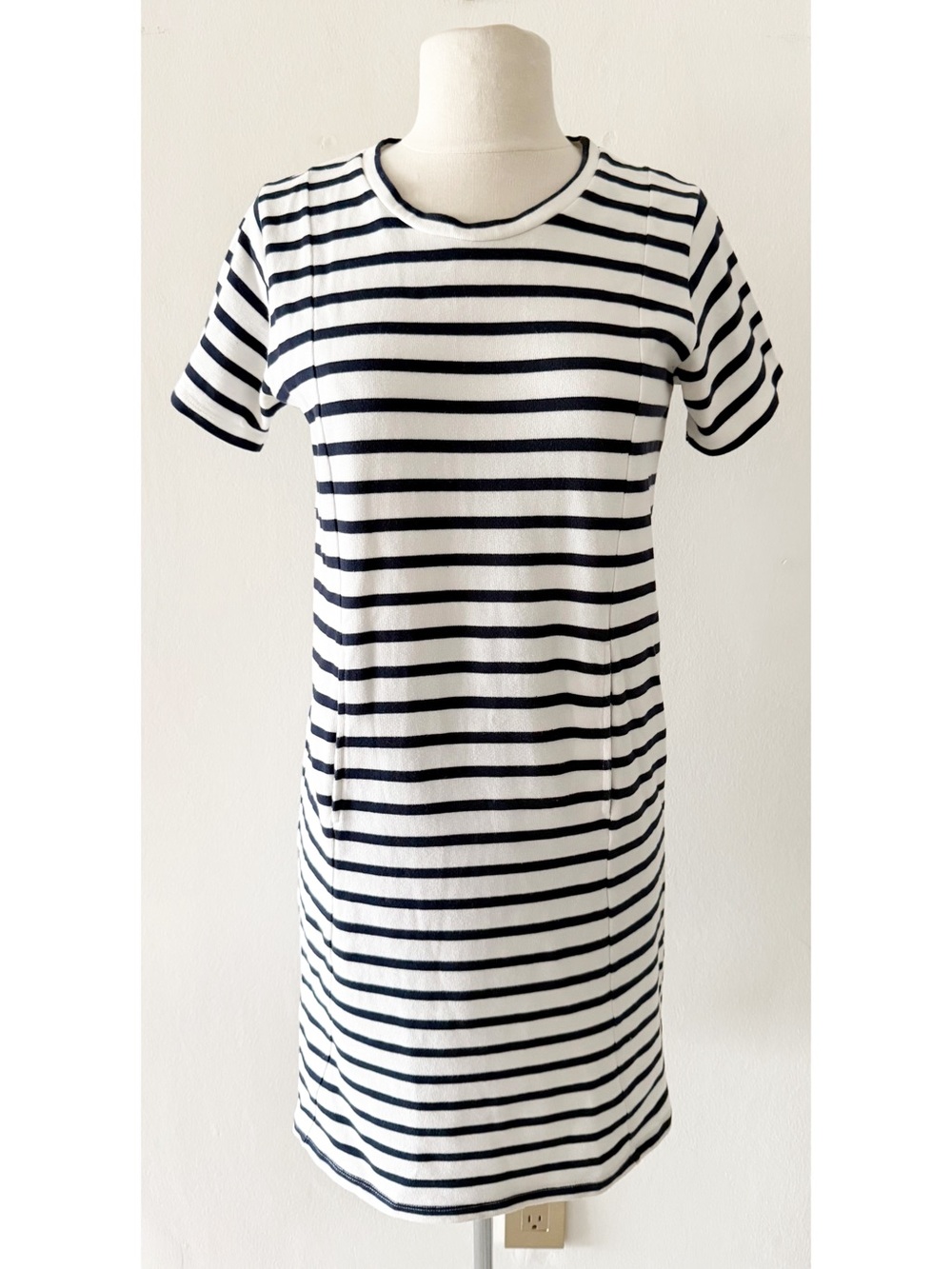 Le Mont St Michel Cotton Navy Blue & White Striped T-Shirt Dress Size Medium